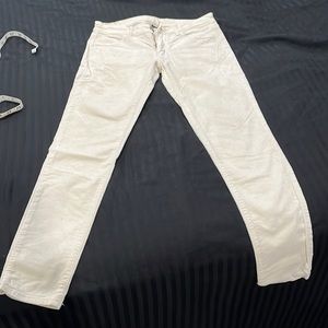America Eagle super skinny jeggings, off white velvety material, 27” inseam